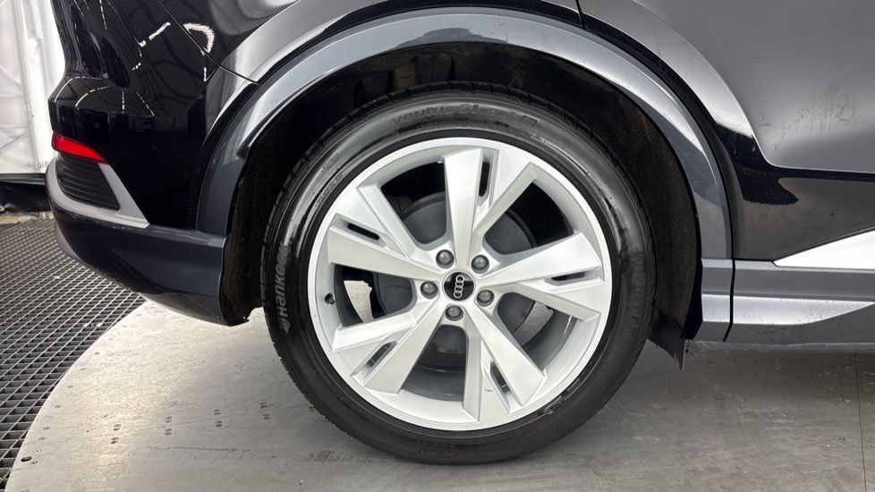 AUDI Q4 E-TRON SPORTBACK 150kW 40 82kWh S Line 5dr Auto