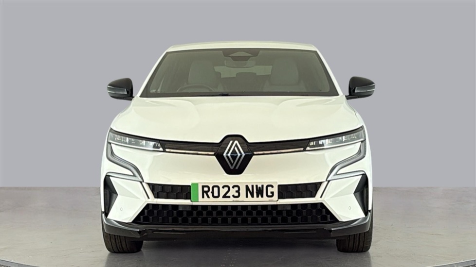 RENAULT MEGANE E-TECH Image 8