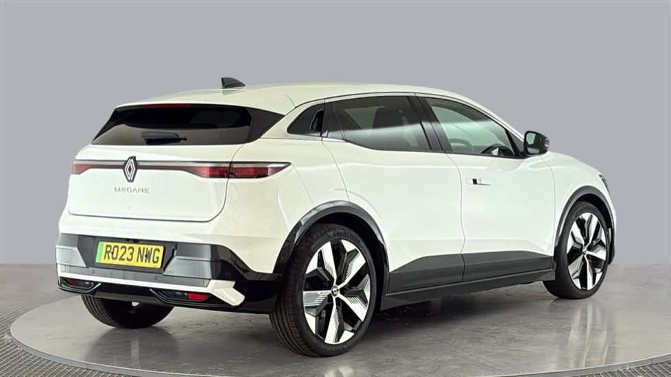RENAULT MEGANE E-TECH Image 5