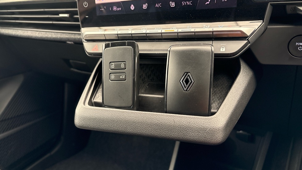 RENAULT MEGANE E-TECH 2 keys available