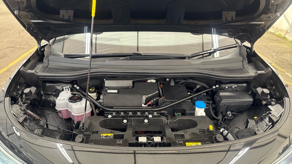 VOLKSWAGEN ID.4 Image 16