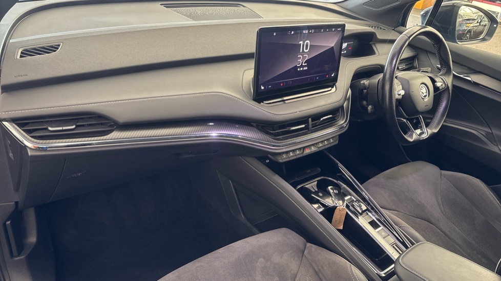 SKODA ENYAQ IV ESTATE 195kW 80x Sportline 82kWh 4x4 5dr Auto