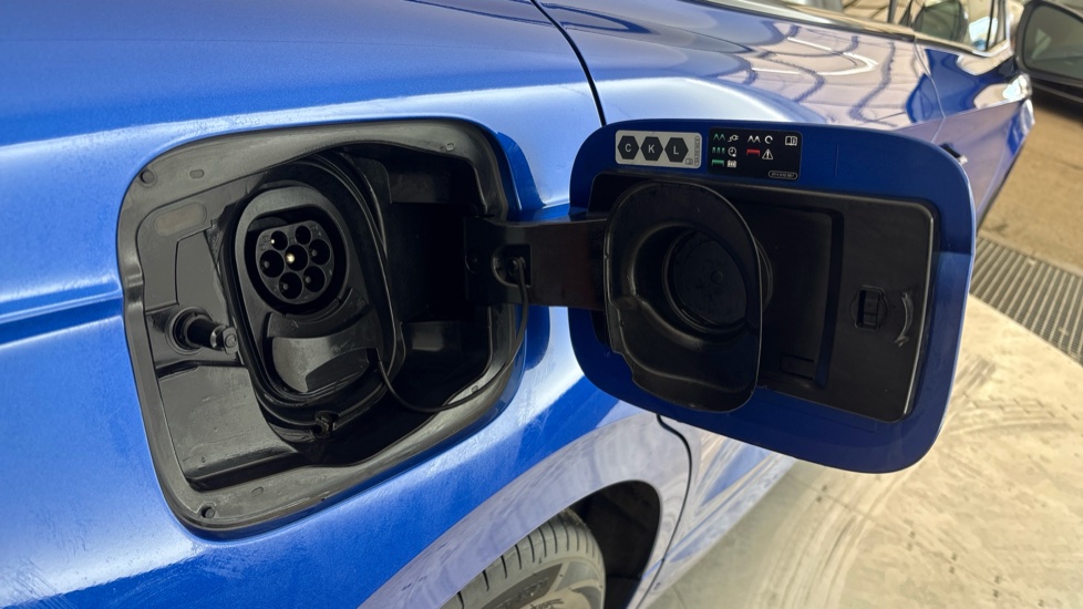 SKODA ENYAQ IV ESTATE 195kW 80x Sportline 82kWh 4x4 5dr Auto