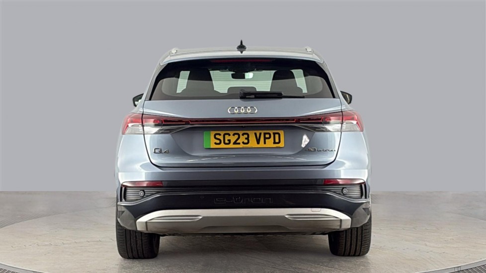 AUDI Q4 Image 4