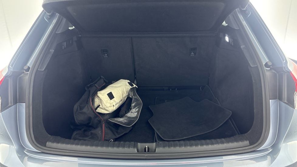 AUDI Q4 Image 15