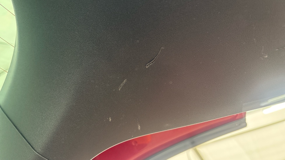 TESLA MODEL Y Scratches