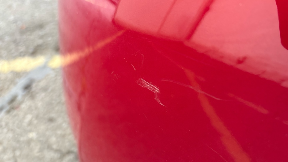 TESLA MODEL Y Scratches