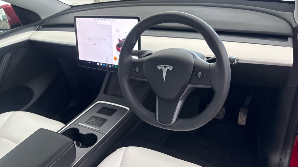 TESLA MODEL Y Image 9