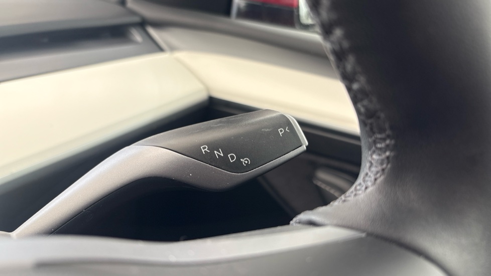TESLA MODEL Y Cruise control