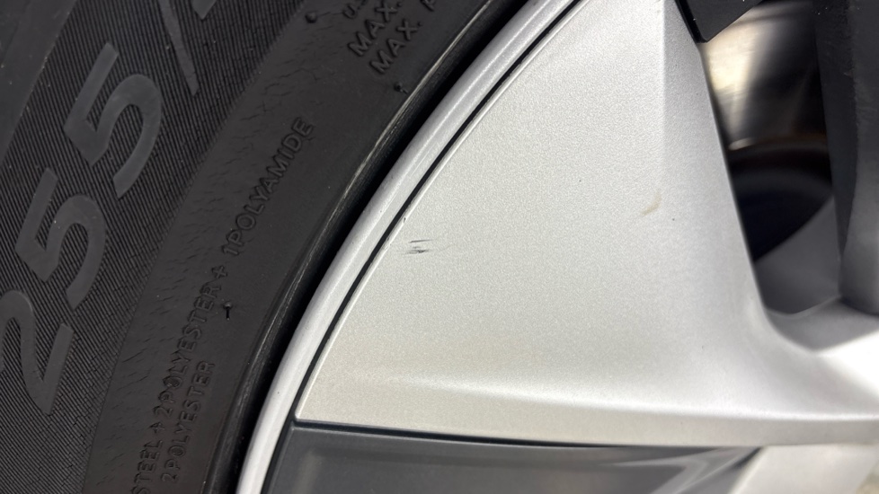 TESLA MODEL Y HATCHBACK Long Range AWD 5dr Auto