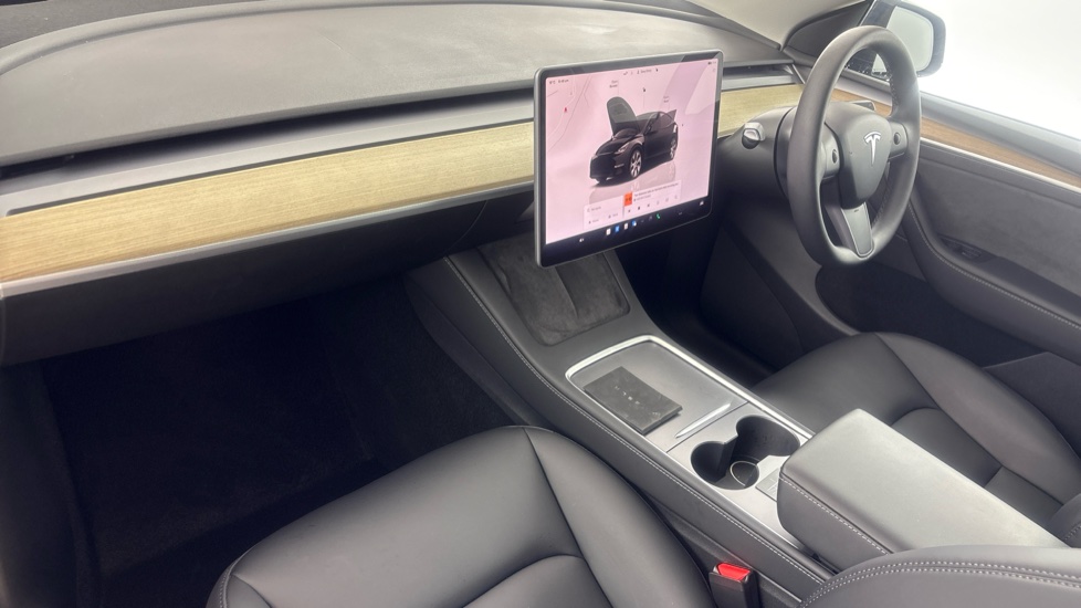 TESLA MODEL Y HATCHBACK Long Range AWD 5dr Auto