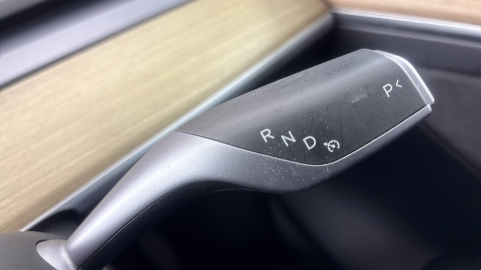 TESLA MODEL Y HATCHBACK Long Range AWD 5dr Auto
