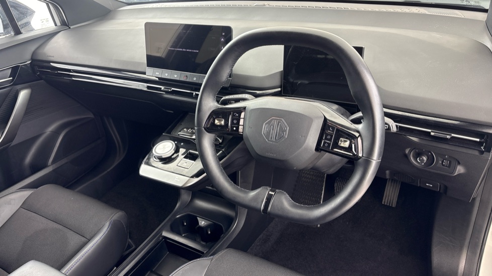 MG MOTOR UK MG4 HATCHBACK 150kW Trophy EV Long Range 64kWh 5dr Auto