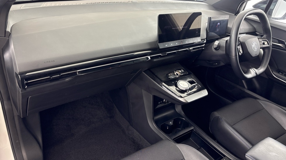 MG MOTOR UK MG4 HATCHBACK 150kW Trophy EV Long Range 64kWh 5dr Auto