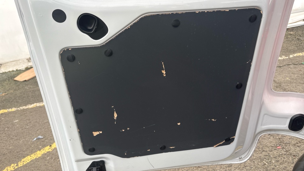VAUXHALL VIVARO-E LIFE scuff
