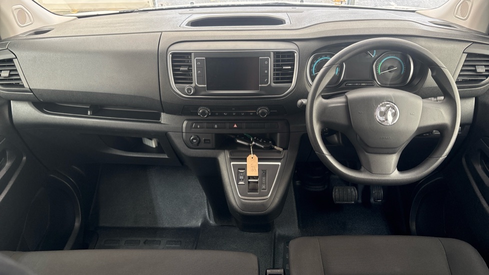 VAUXHALL VIVARO-E LIFE Image 11