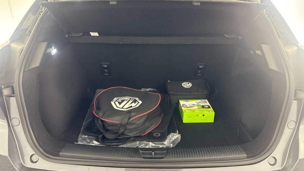 MG MOTOR UK MG4 HATCHBACK 125kW SE EV 51kWh 5dr Auto