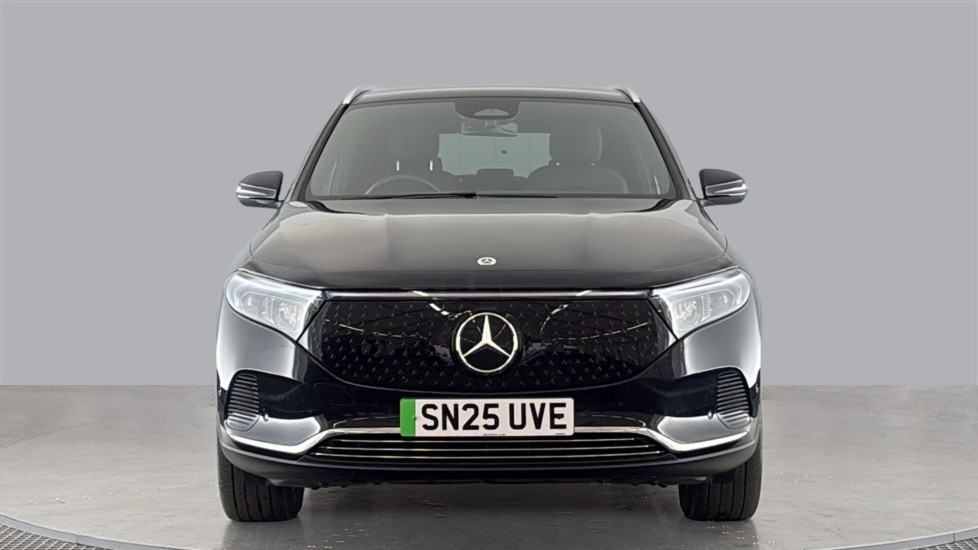 MERCEDES EQA Image 8