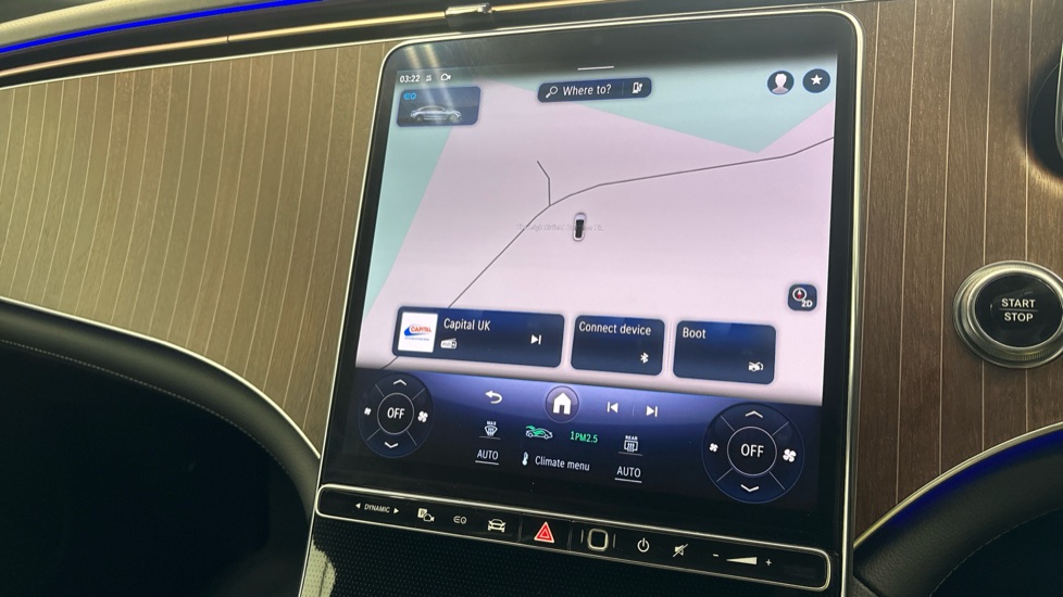 MERCEDES EQE Image 12