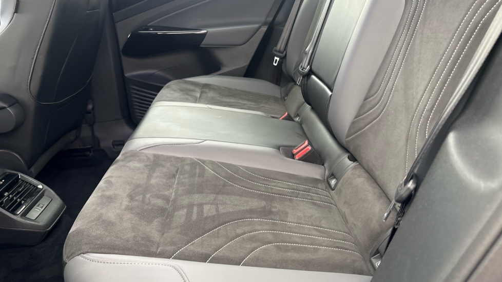 Volkswagen ID.4 ESTATE 109kW Life Pure 52kWh 5dr Auto [110kW Ch]
