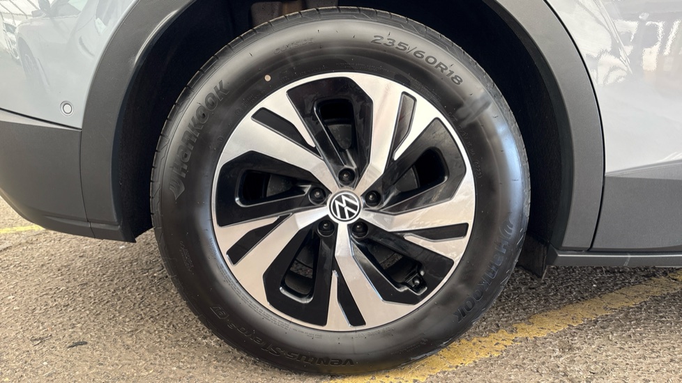 VOLKSWAGEN ID.4 Image 19