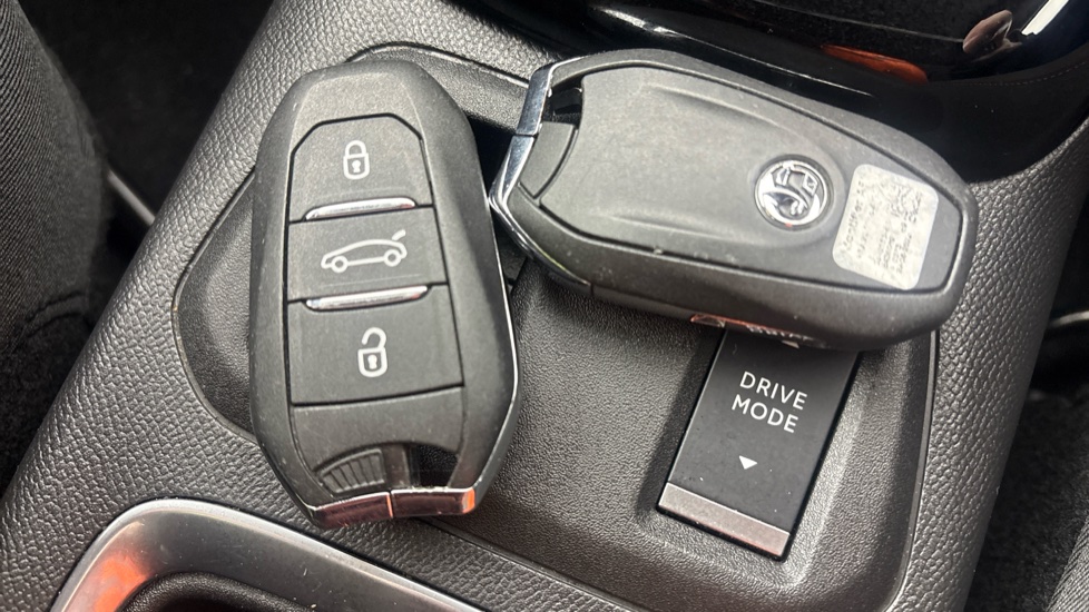 VAUXHALL CORSA 2 keys