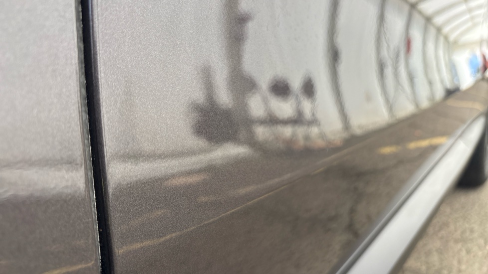 LAND ROVER RANGE ROVER SPORT dent