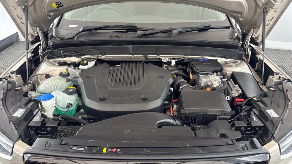 VOLVO XC40 Image 16