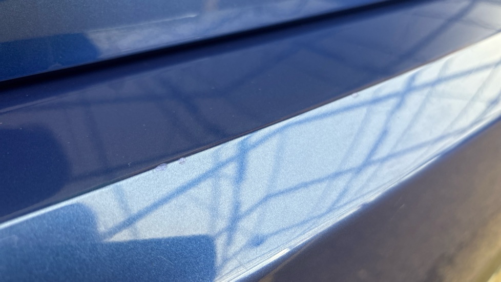 BMW I4 Chips and scratches