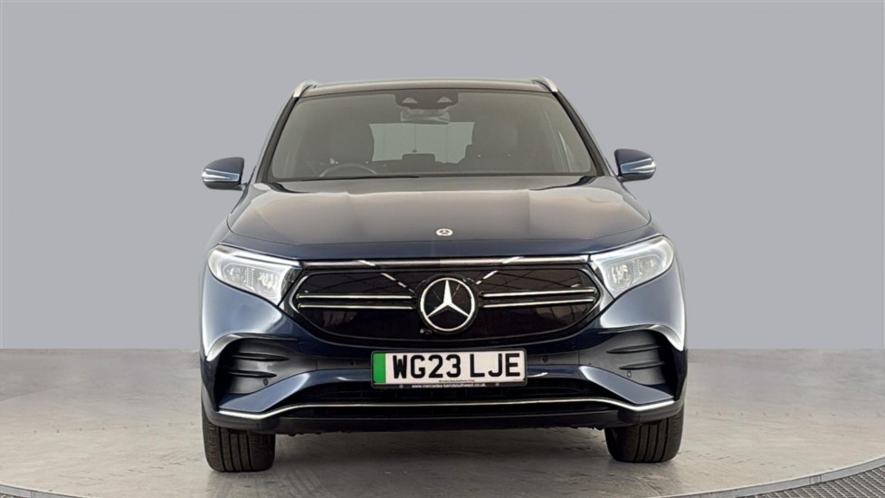 MERCEDES EQA Image 8