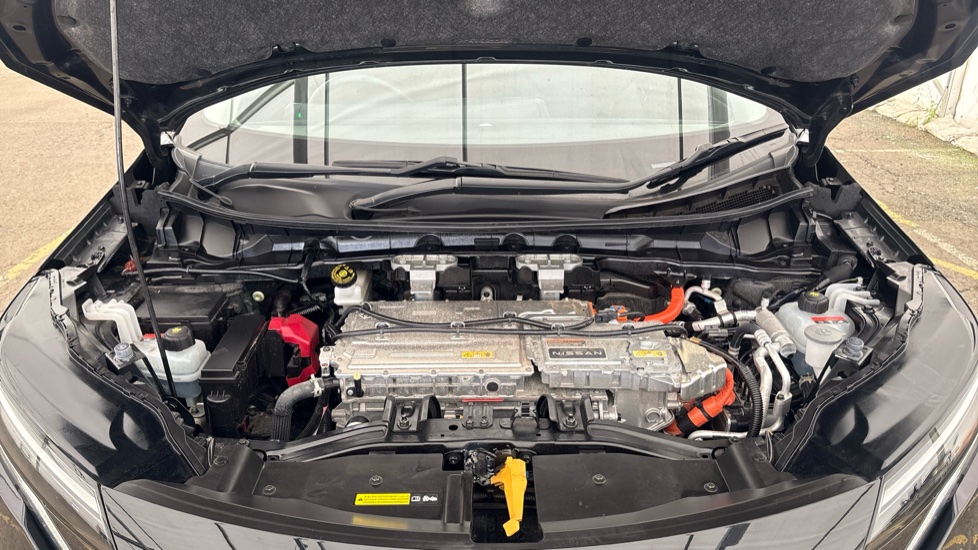 NISSAN ARIYA Image 16