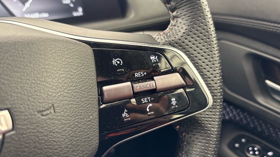 NISSAN ARIYA Cruise control