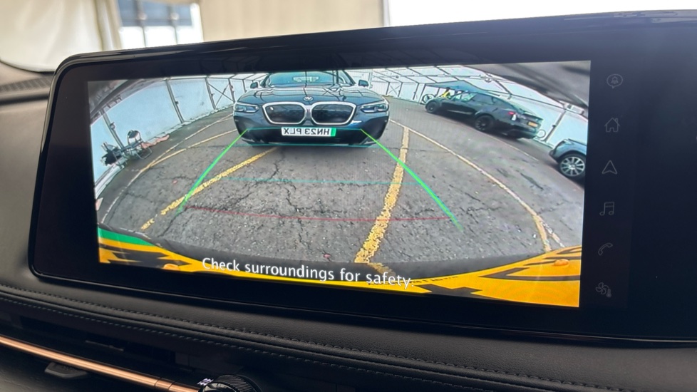 NISSAN ARIYA Reverse camera