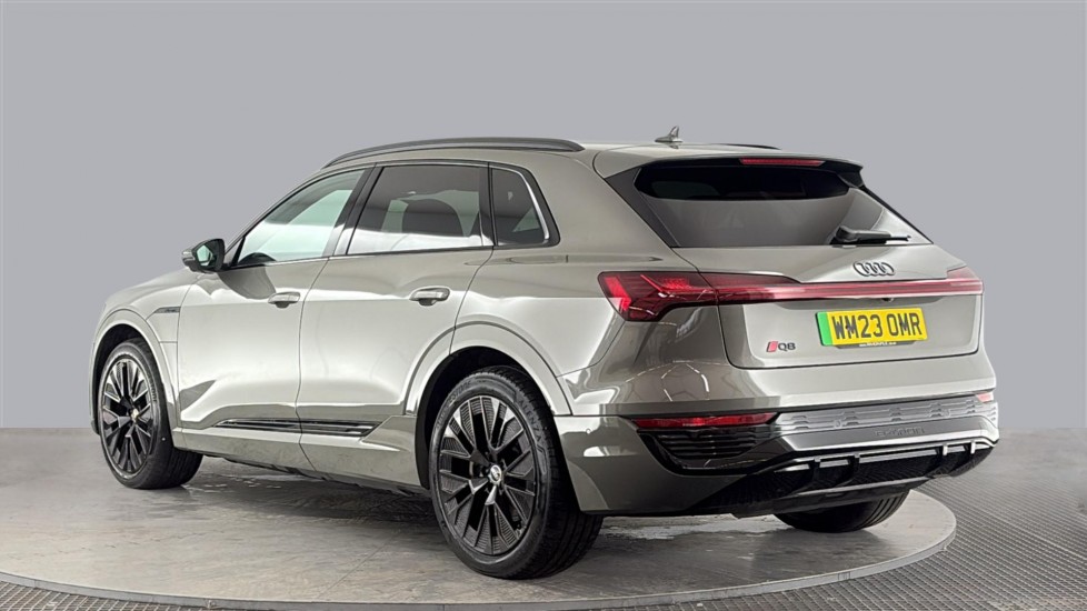 AUDI Q8 E-TRON ESTATE 300kW 55 Quattro 114kWh Black Ed 5dr At [Tech Pro]