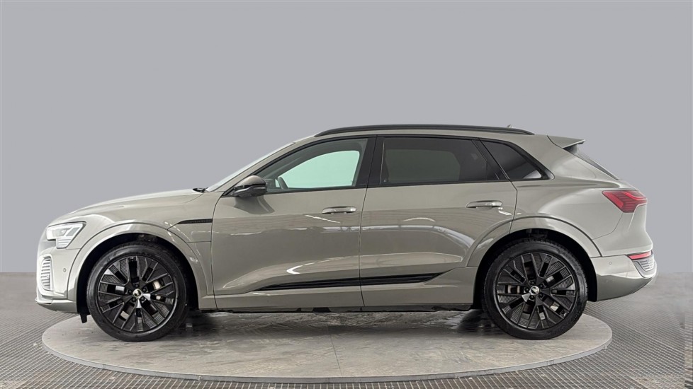 AUDI Q8 E-TRON ESTATE 300kW 55 Quattro 114kWh Black Ed 5dr At [Tech Pro]