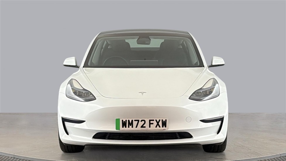 TESLA MODEL 3 Image 8