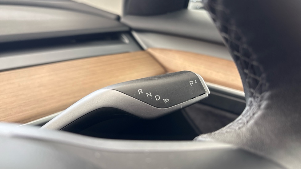 TESLA MODEL 3 SALOON RWD 4dr Auto