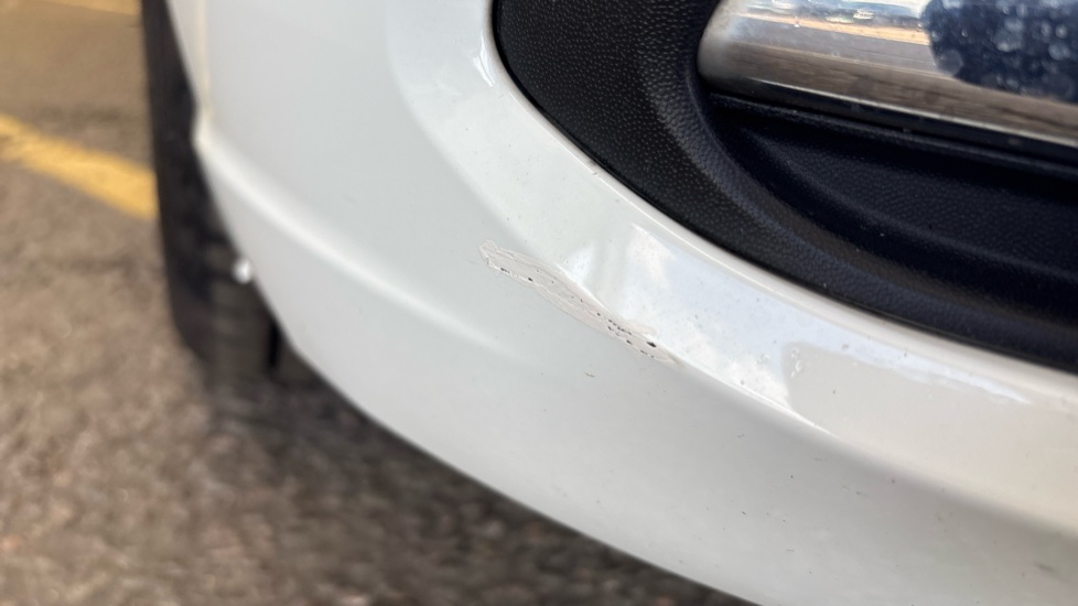 VOLKSWAGEN GOLF Scuff