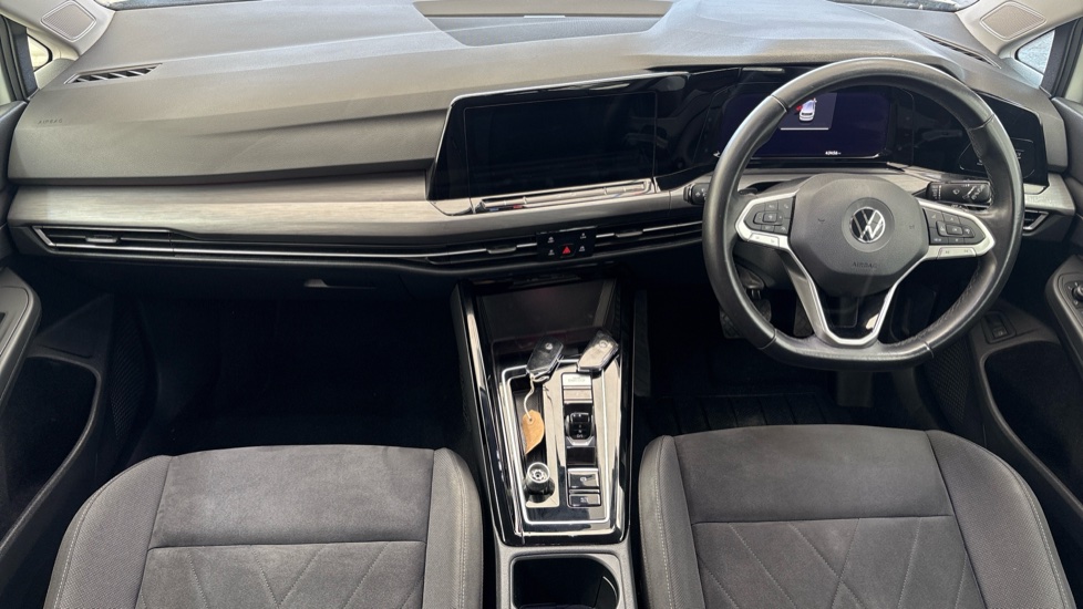 VOLKSWAGEN GOLF Image 11