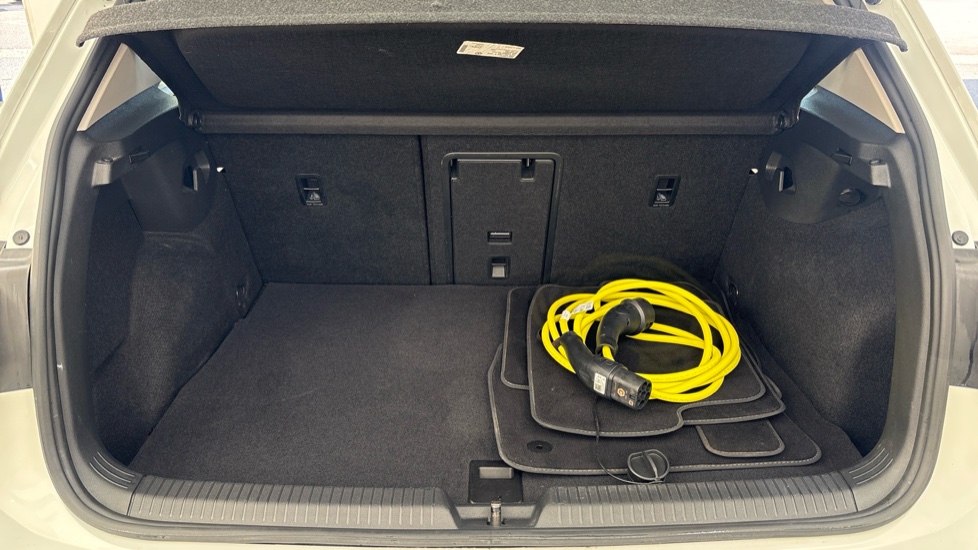 VOLKSWAGEN GOLF Image 15