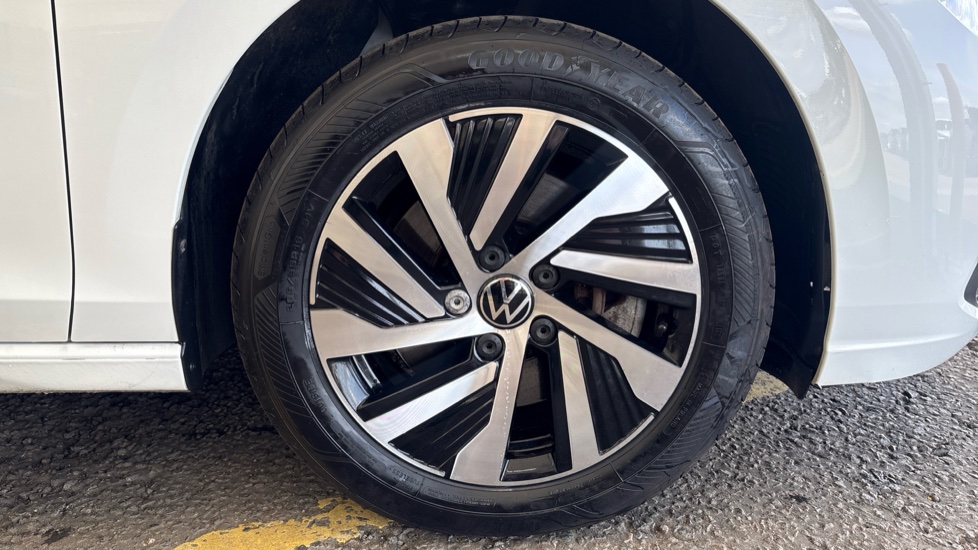 VOLKSWAGEN GOLF Image 20