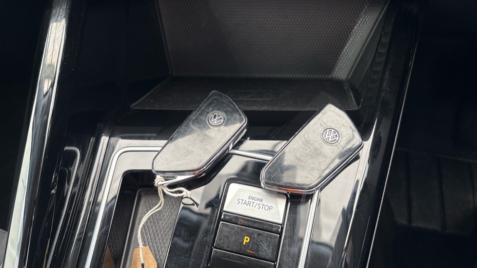 VOLKSWAGEN GOLF 2 keys available