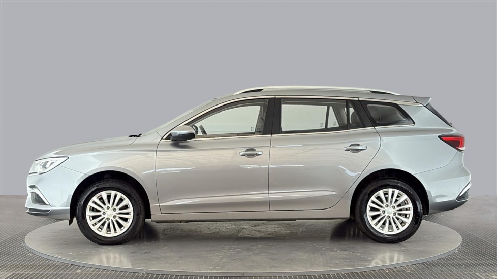 MG MG5 Image 2