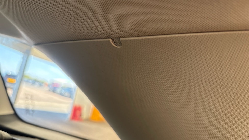 MG MG5 hole in trim