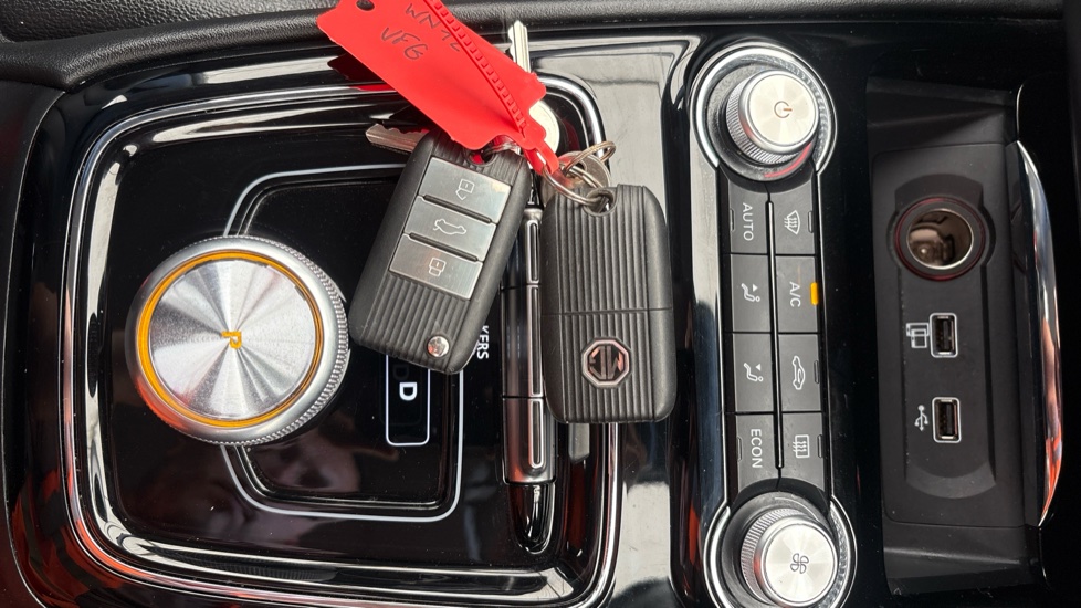 MG MG5 2x key