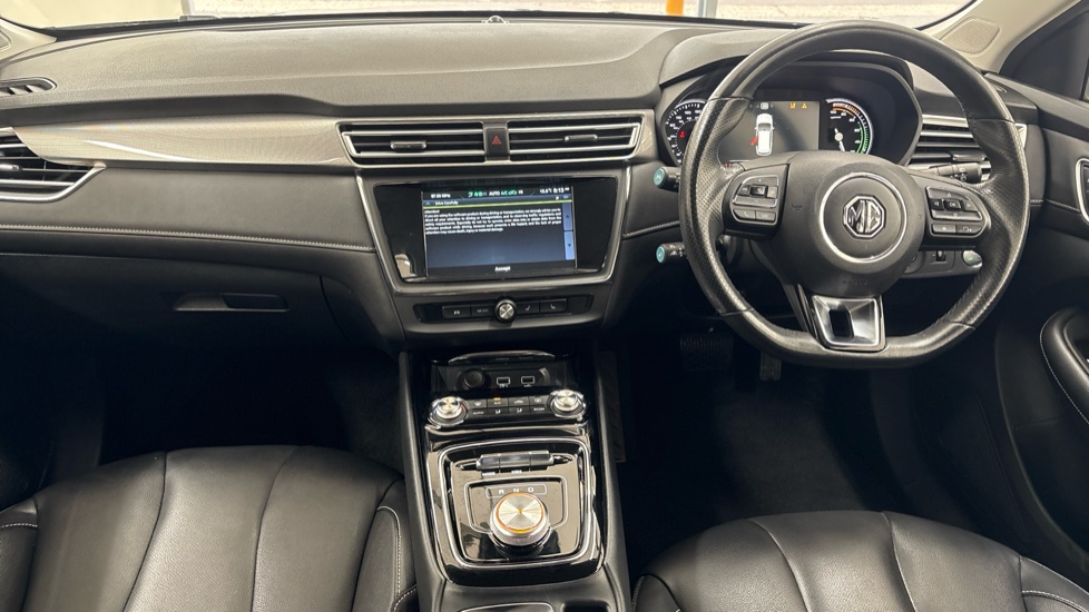 MG MG5 Image 11