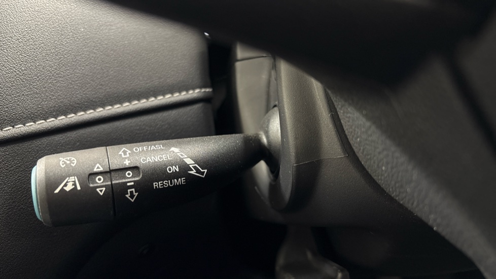 MG MG5 cruise control