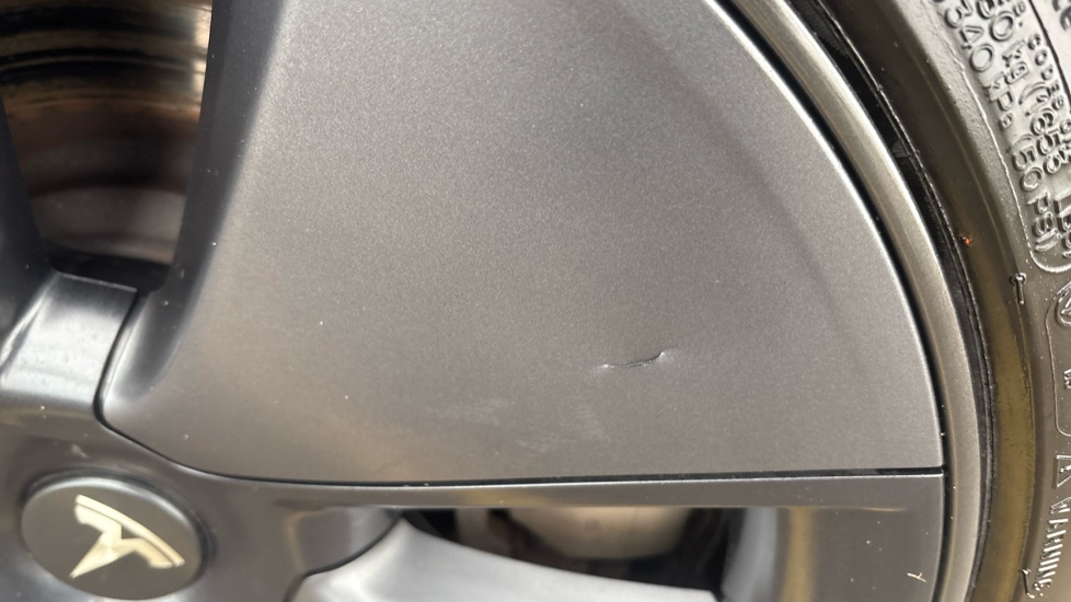 TESLA MODEL 3 SALOON Long Range AWD 4dr Auto