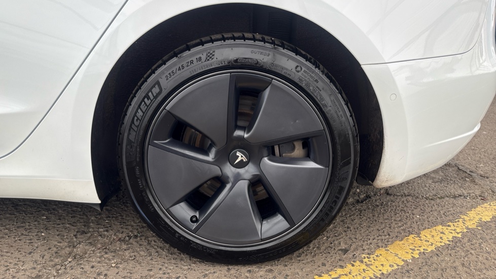 TESLA MODEL 3 SALOON Long Range AWD 4dr Auto