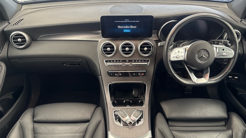 MERCEDES GLC Image 11